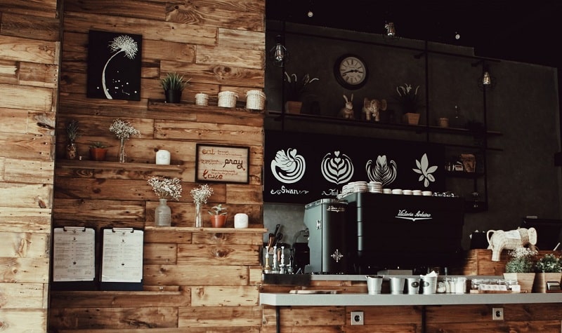 Ideen für die Organisation einer Kaffeebar: für eine schicke, ordentliche Kaffeestation