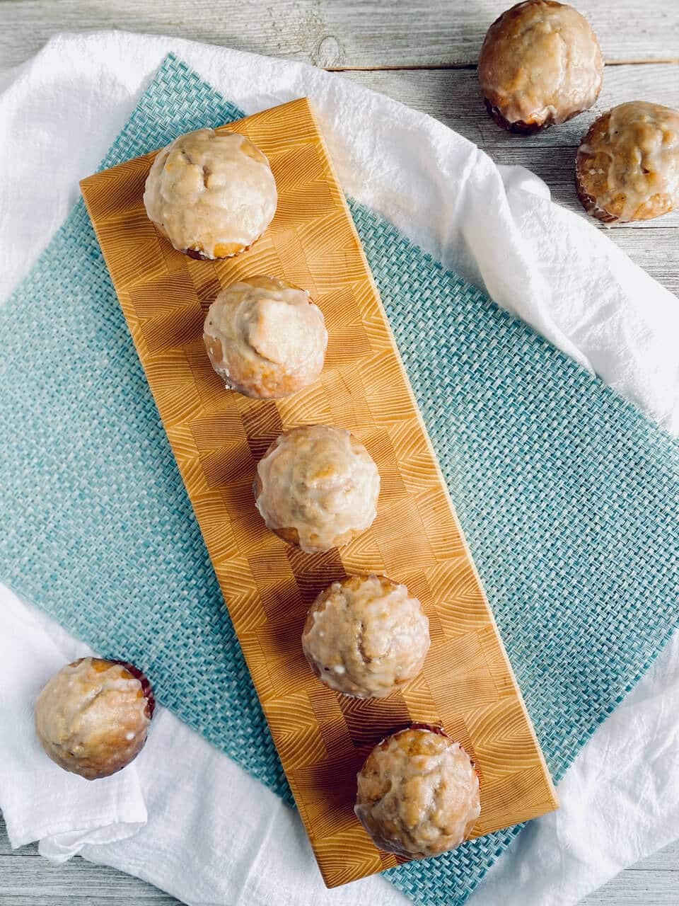 Wie man altmodische Donut-Muffins macht